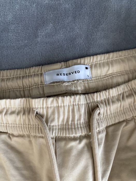 Pantaloni joggers