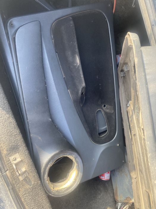 Продам дверные карты на ваз 14-15ку