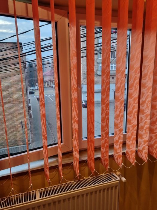 Vand jaluzele culoare portocaliu