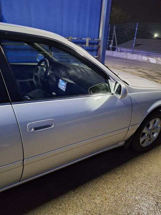 Тайота камри  25