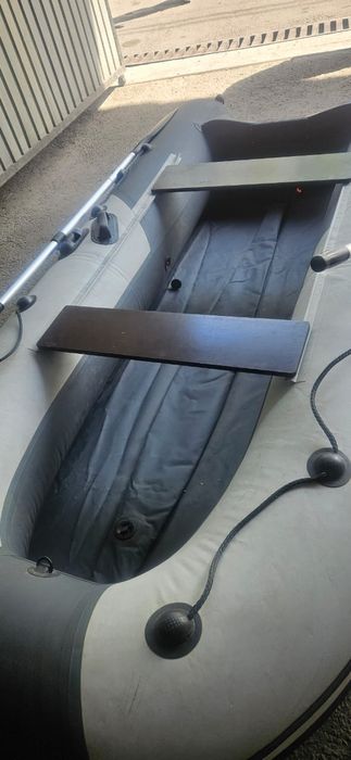 Продам лодку надувная