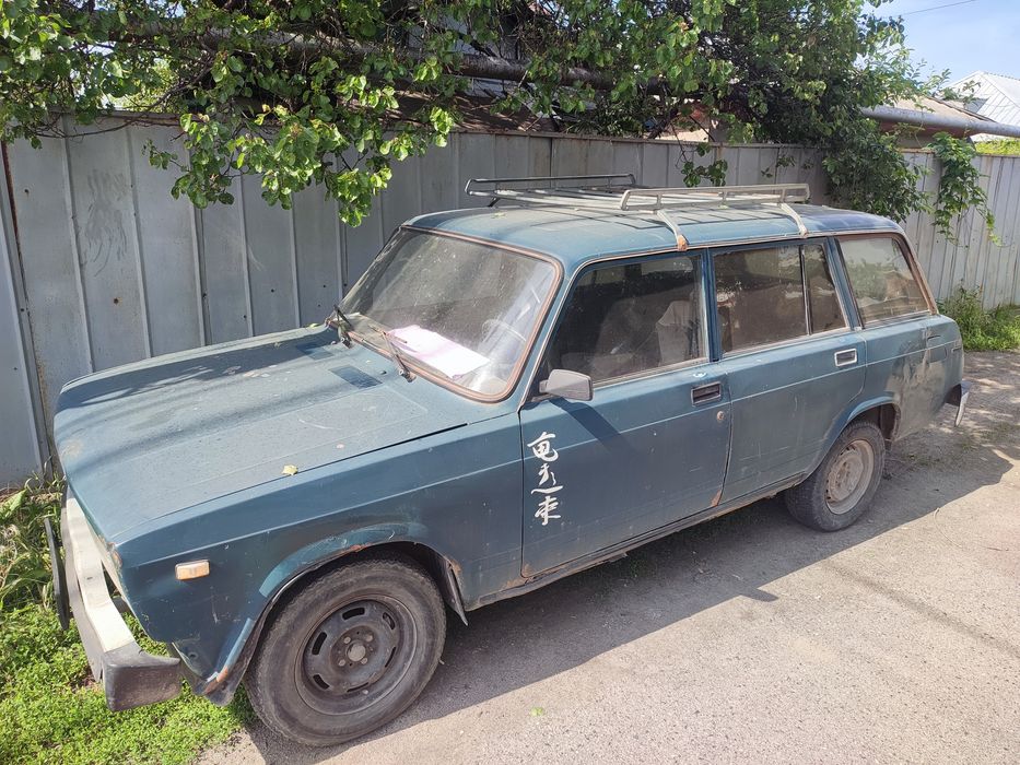 автомобиль Ваз2104