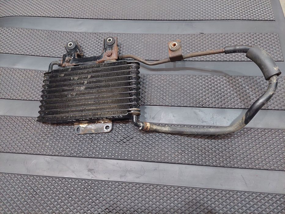 Радиатор масляный на Pajero 4