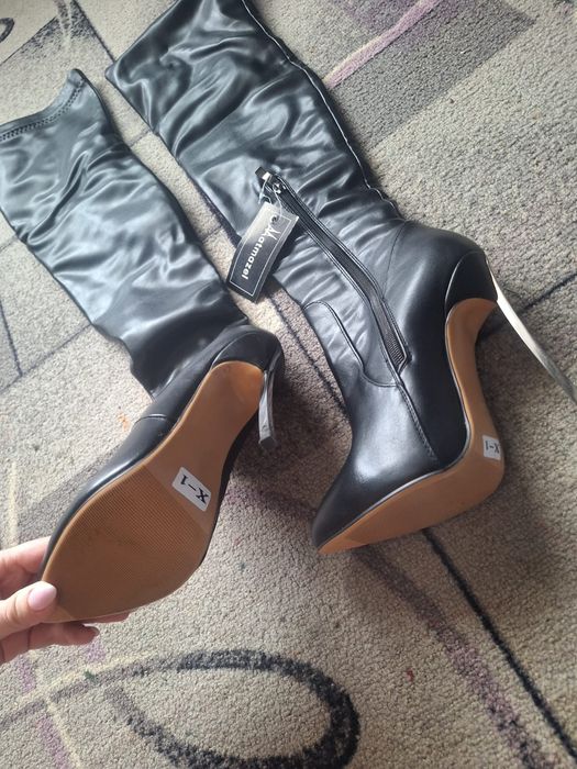 Продам ботфорты на шпильке