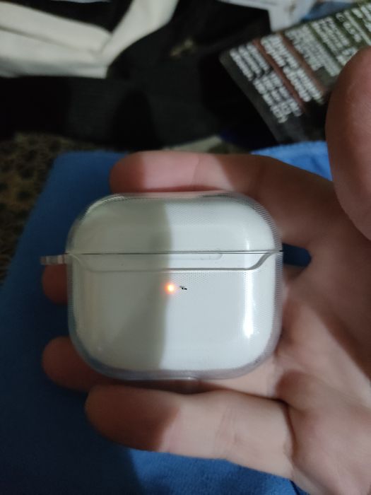 Продам Air Pods 3