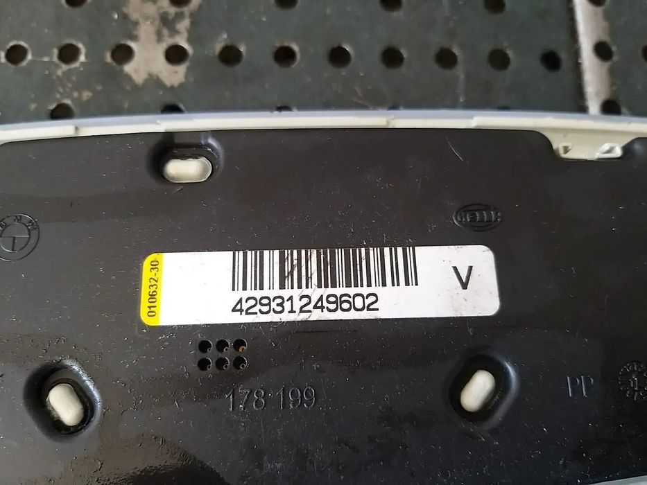 Plafoniera spate bmw seria 1 f20 f21 42931249602 178199