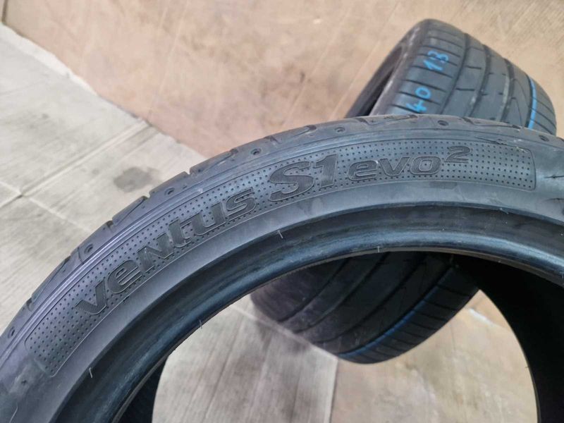 2 Hankook R18 245/40 
летни гуми 
DOT1921