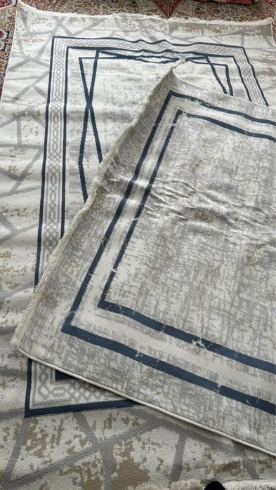 Продаются ковры размером 3*2 новые в упаковке