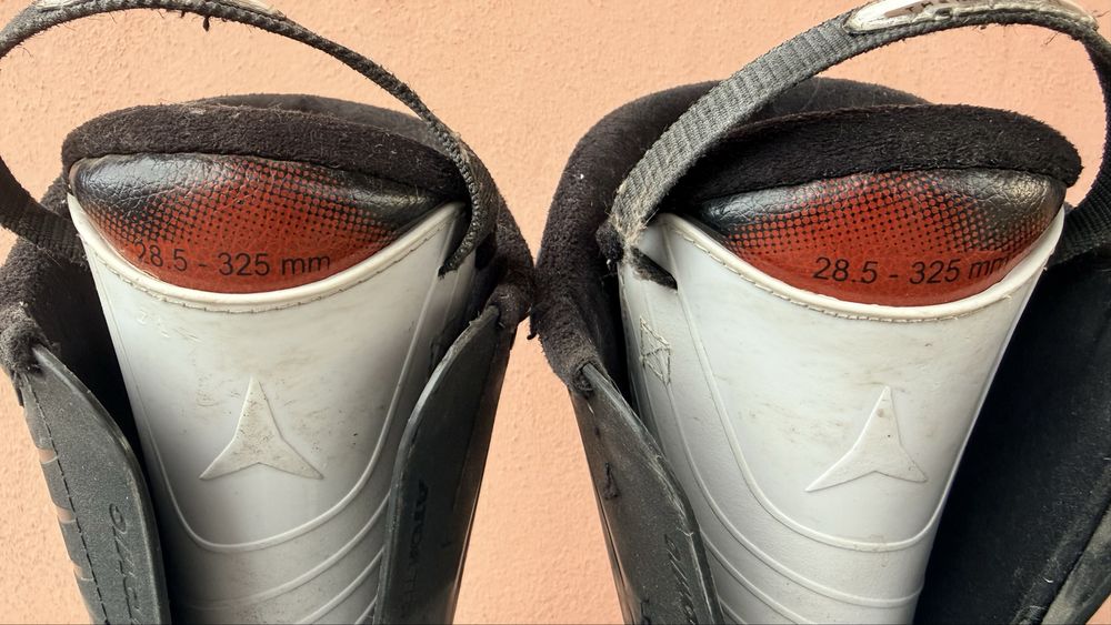 Clapari schi 28,5 - Atomic