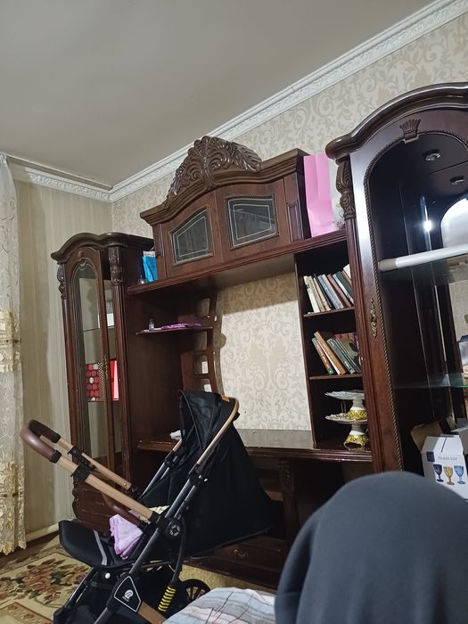 Продам стенку срочна