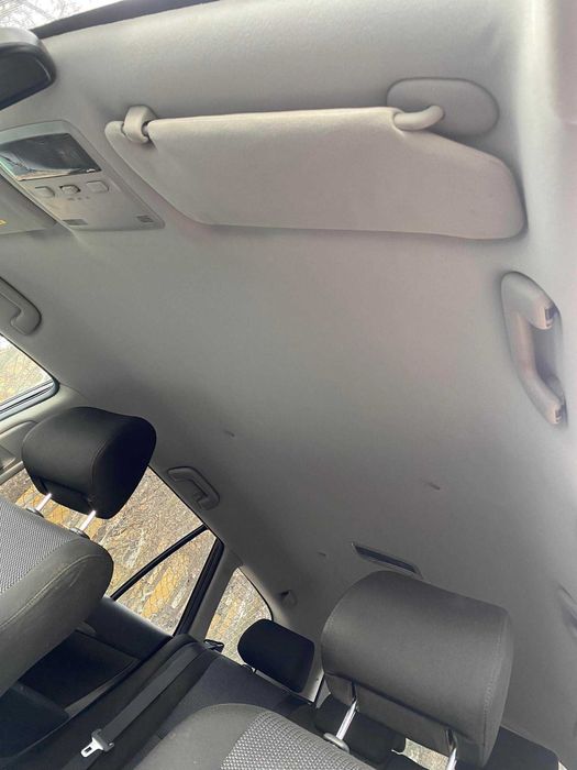 Toyota avensis 2.2 на части / тойота авенсис на части.