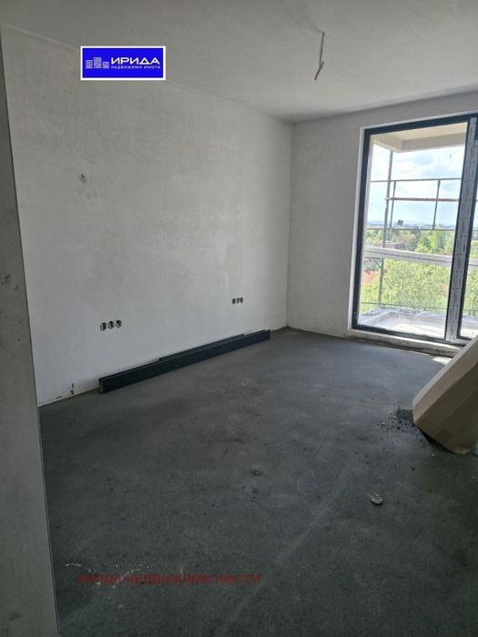 Просторен тристаен апартамент в Младост 4 с АКТ 14!