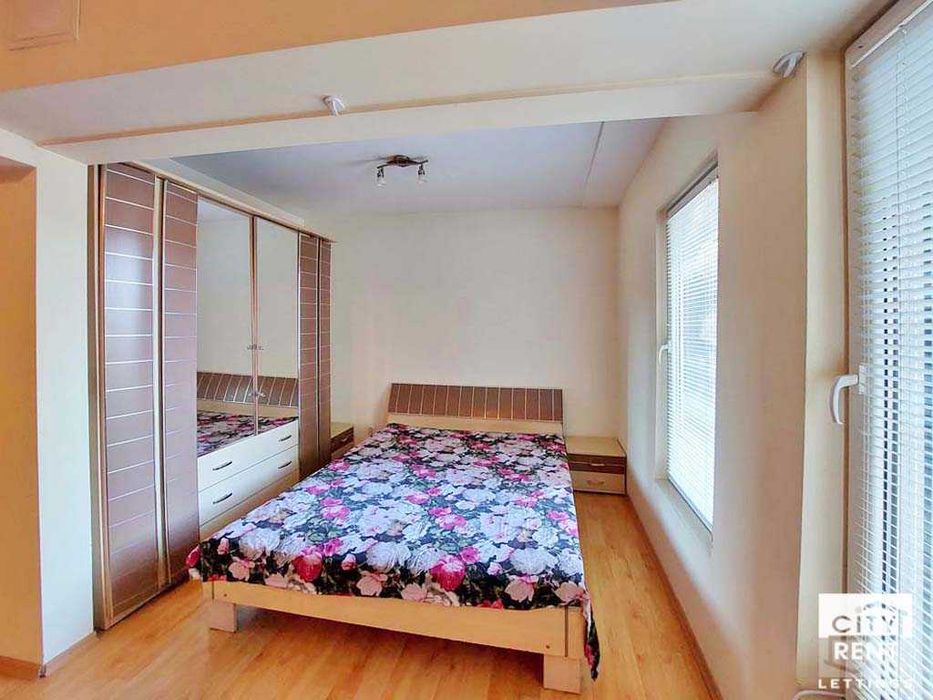 Дава се под наем Едностаен апартамент в Велико Търново, Варуша - 40 кв.м за 185 € - Снимка #2