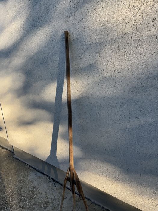 Дървена вила за сено