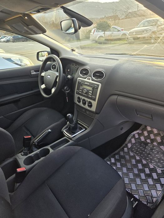 Ford Focus 2 1.6i / Recent Adus / O77I46I478