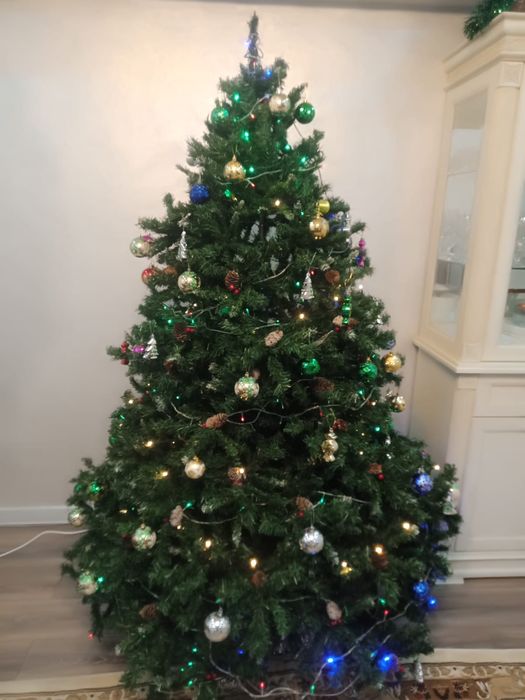 Продам ёлку 2 метра