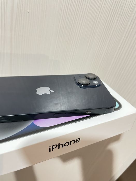 Продам Iphone 14