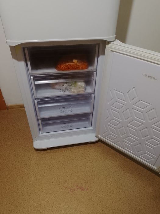 Срочно продам холодильник