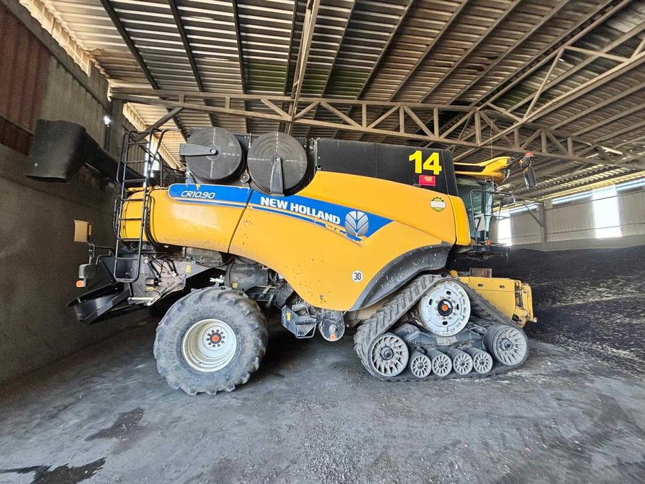 Combină New Holland CR 10.90