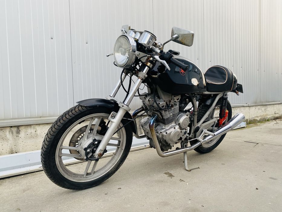 RATE FIXE fara avans Yamaha xs400 Cafe Racer permis A2 Livrare Buyback