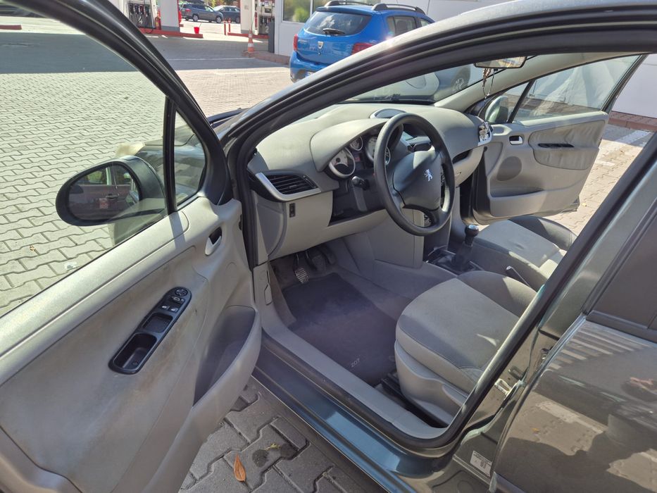 Masina la pret mic  !