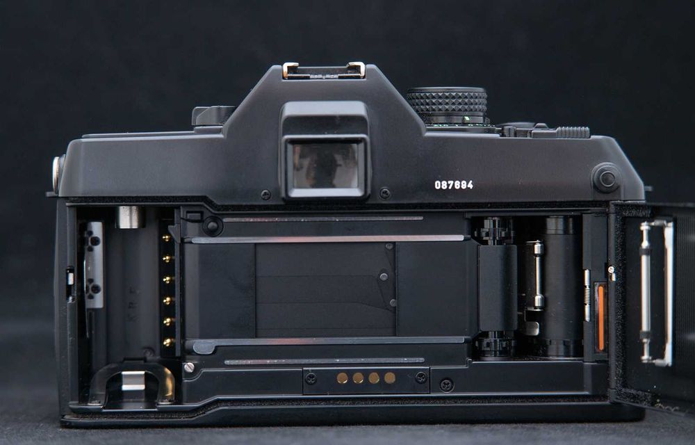 Aparat foto film Contax 167MT in stare foarte buna