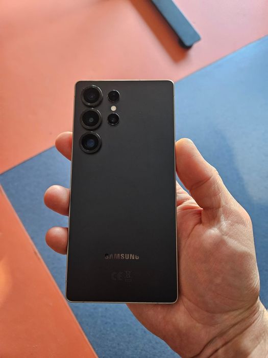 Vând/schimb Samsung s25 ultra