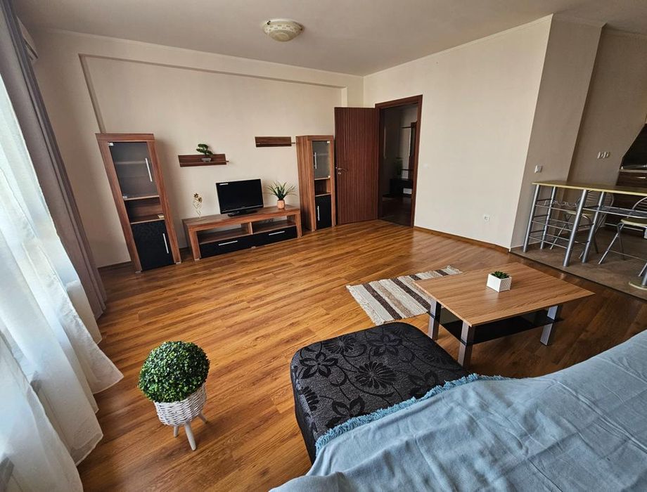 Двустаен апартамент в ж.к. Витоша