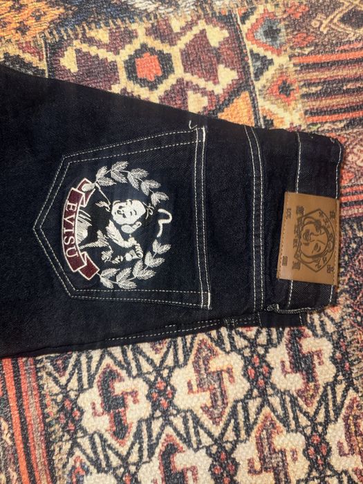 Джинсы Evisu широкие