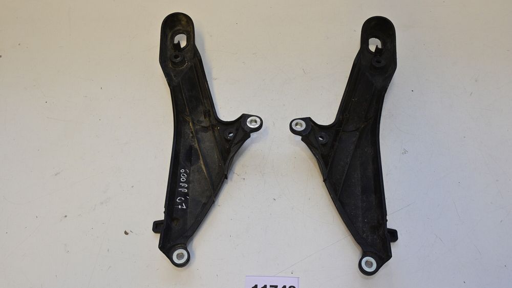 Suport Placuta Inmatriculare Stanga Dreapta Honda CBR600RR PC40 2007