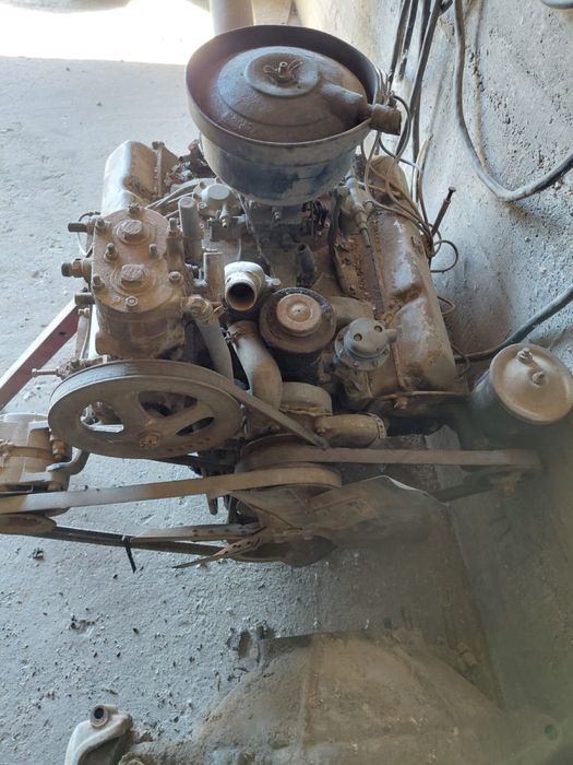 Мотор зил 3-штук