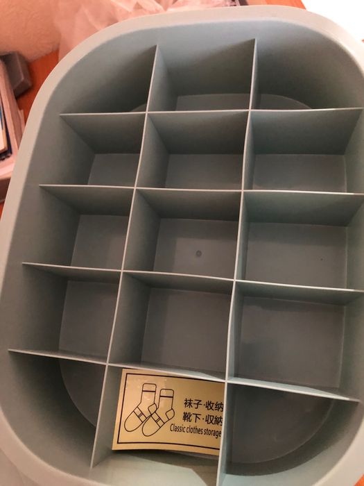 Контейнеры для хранения вещей