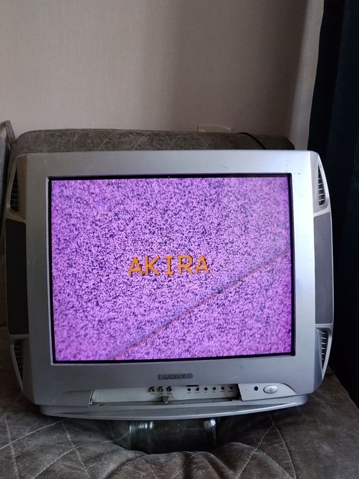 Продаю телевизор в рабочем состоянии 3000