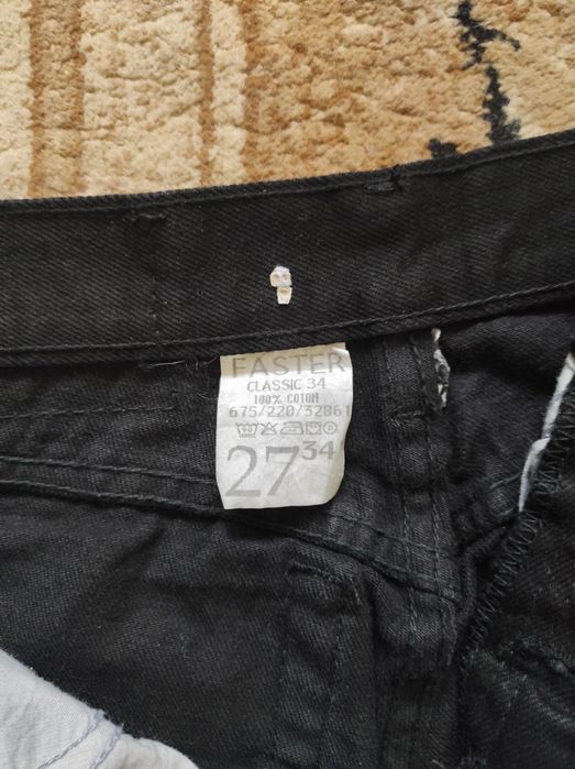 Джинсы на девушку