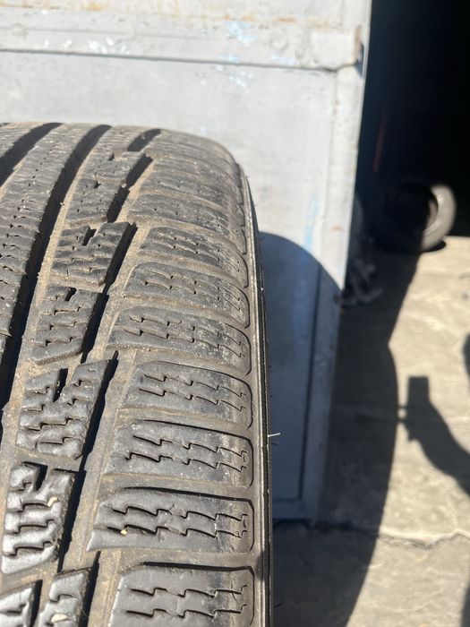 2 бр. зимни гуми 225/45/17 Nokian 7 mm DOT 1914