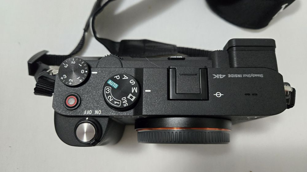 Sony A7C + Sony 28-60