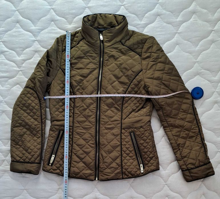 Стилно дамско яке - маслинено зелено