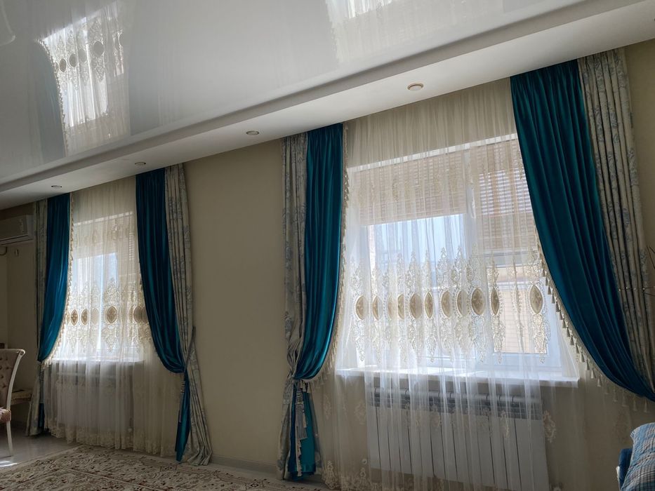 Штор из дорогого материала