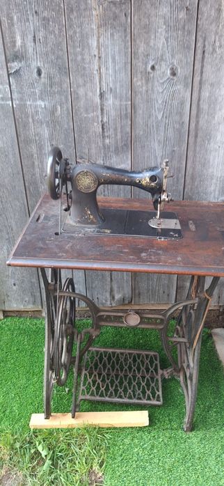 Mașină de cusut.
