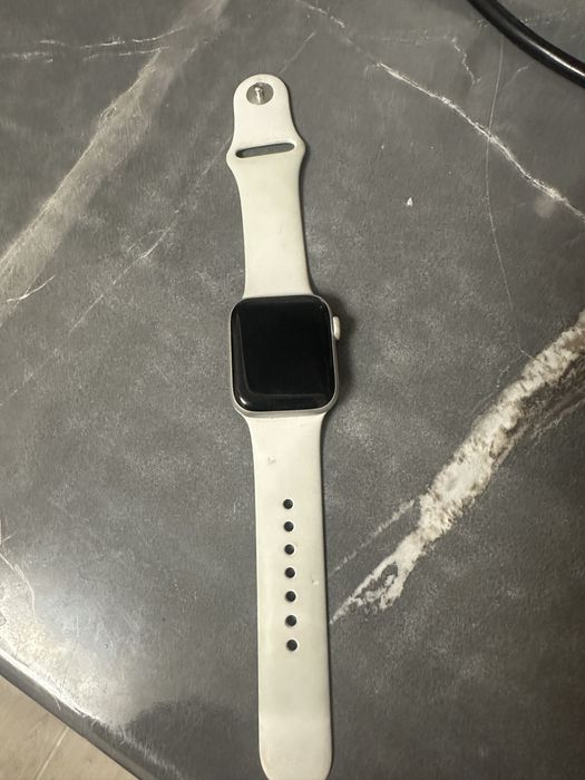 Часы apple watche 6