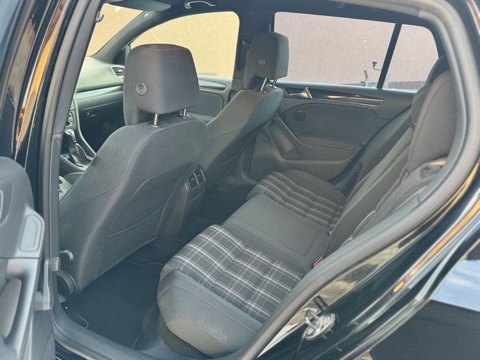 Vand VW Golf 6 GTI 2.0TSI 211CP 2011 Impecabil