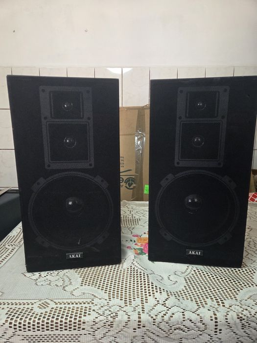 Boxe pasive Akai