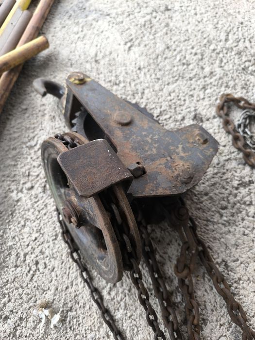 Лебетка голяма и тежка