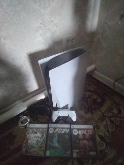 Продам пс 5 с играми