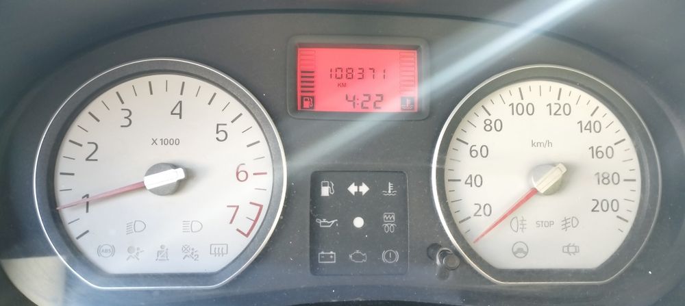 Logan 1.6 cm3 GPL An 2007