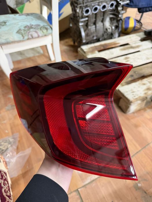 Продается Задние фонари Sonata dn8