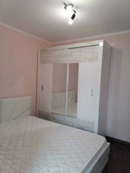 Стилно обзаведен двустаен дом под наем във Възраждане