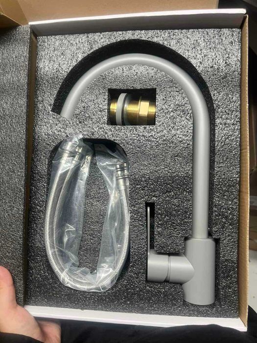 Дефект Смесител за кухня модел 5600 – висок клас, въртящ се чучур, нер