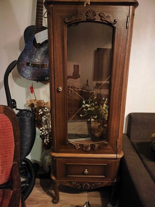 Холна гарнитура, диван-пейка с отделни нощни шкафчета и скринове