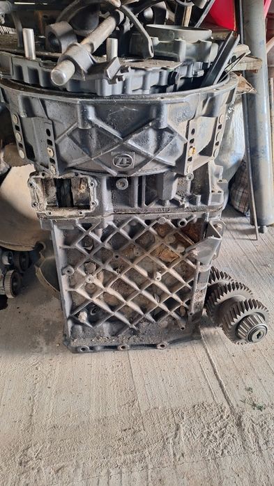 Продам корпус кпп ZF16 S 181